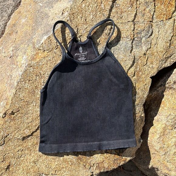 Free People Movement Happiness Runs Long Crop Tank - Picture 4 of 9